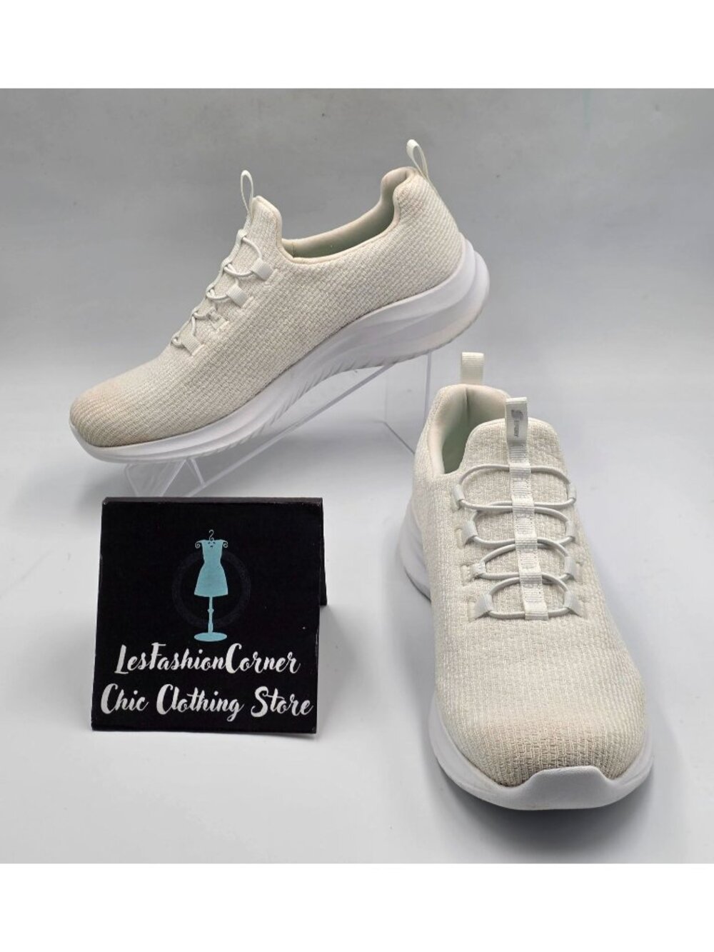 Skechers Womens White Casual Lightweight Breathable Slip on Sneakers Size 8 3951